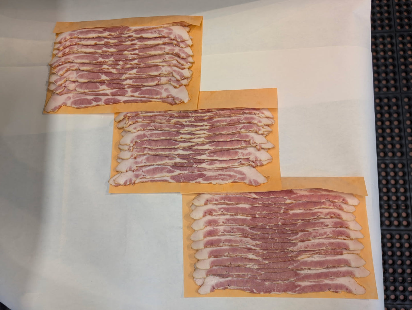 3lb of Thick Sliced Amish Style Smoked Bacon